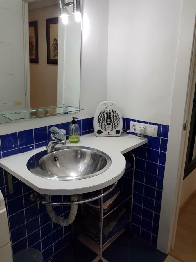 Habitacion Privada A 1500 Metros De La Playa Daire Valensiya Dış mekan fotoğraf