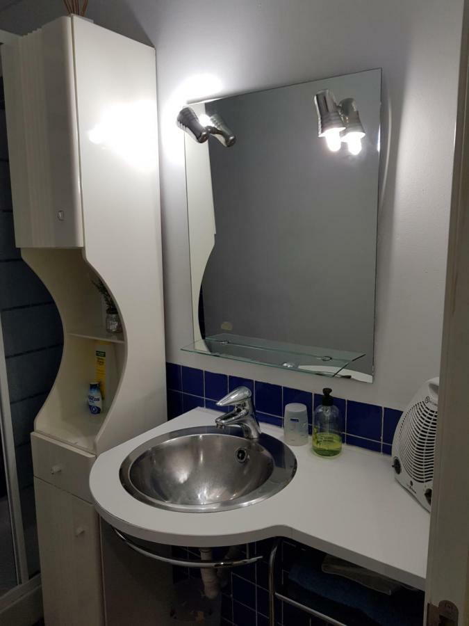 Habitacion Privada A 1500 Metros De La Playa Daire Valensiya Dış mekan fotoğraf